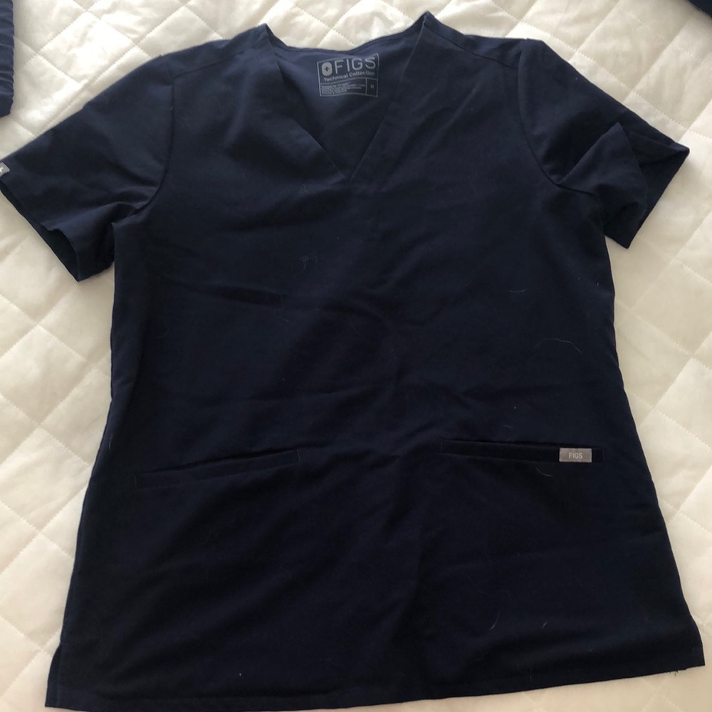 Figs Scrub Top